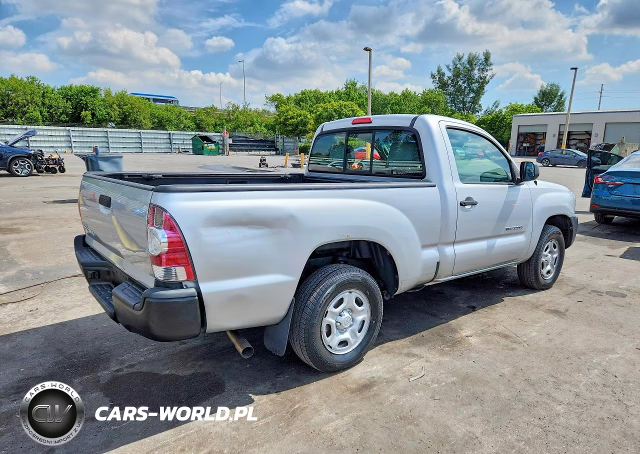 2010 Toyota Tacoma Base VIN:5TENX4CN6AZ694114 - 3