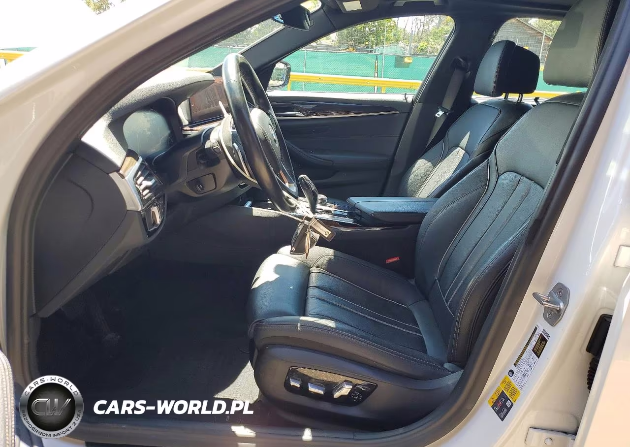 2019 BMW 530Xe VIN:WBAJB1C5XKB376804 - 7