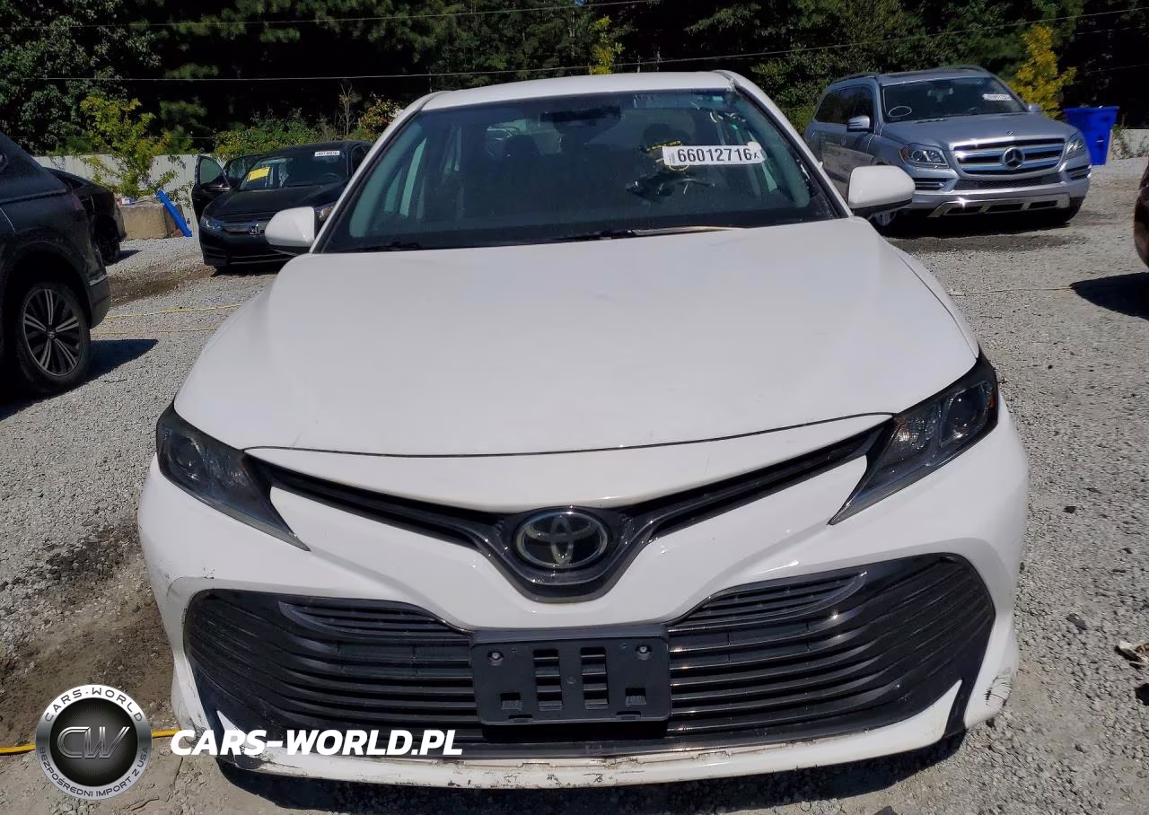 2019 Toyota Camry Le VIN:4T1B11HK0KU253232 - 5