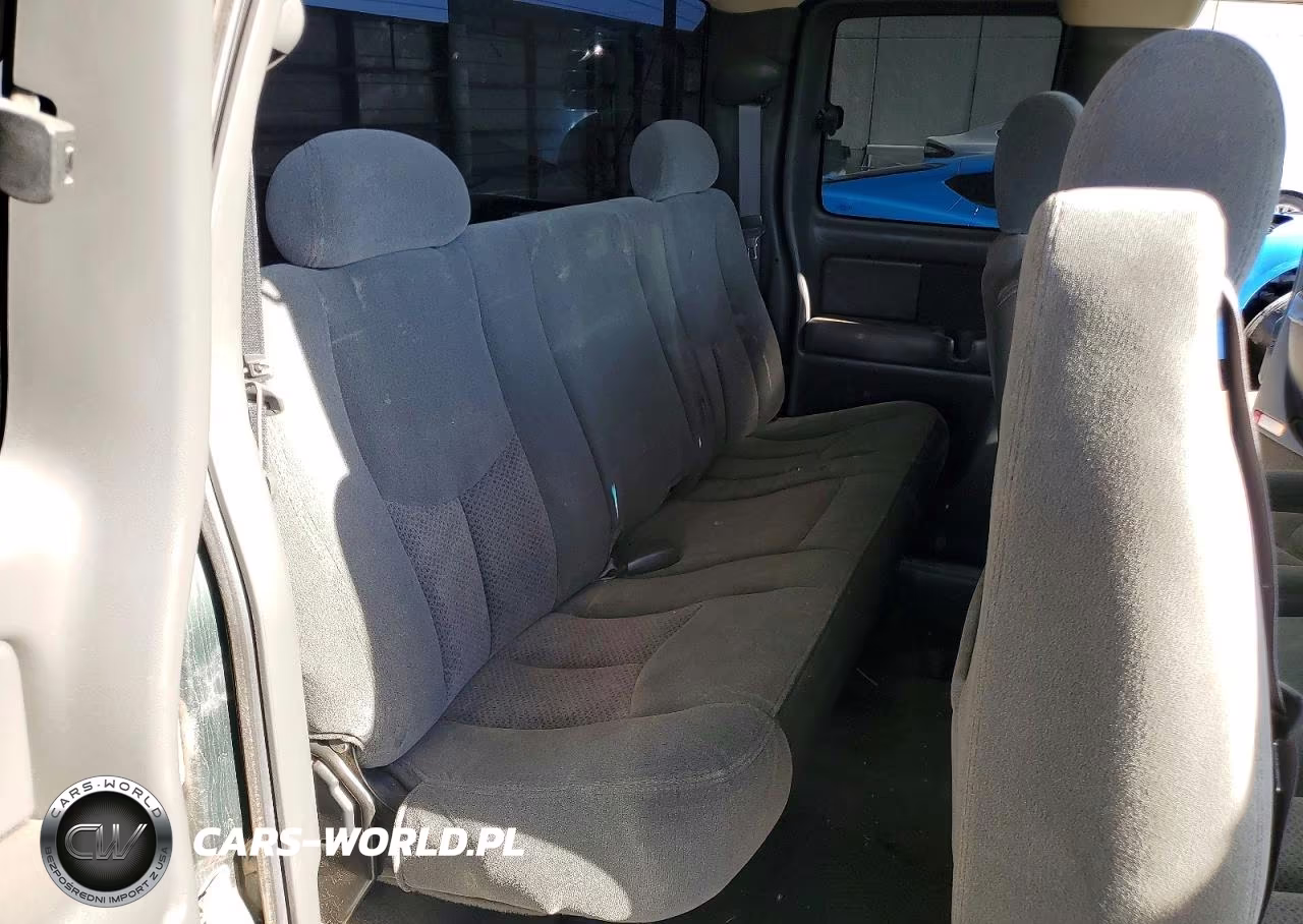 2003 Chevrolet Silverado C1500 VIN:2GCEC19V231209685 - 10