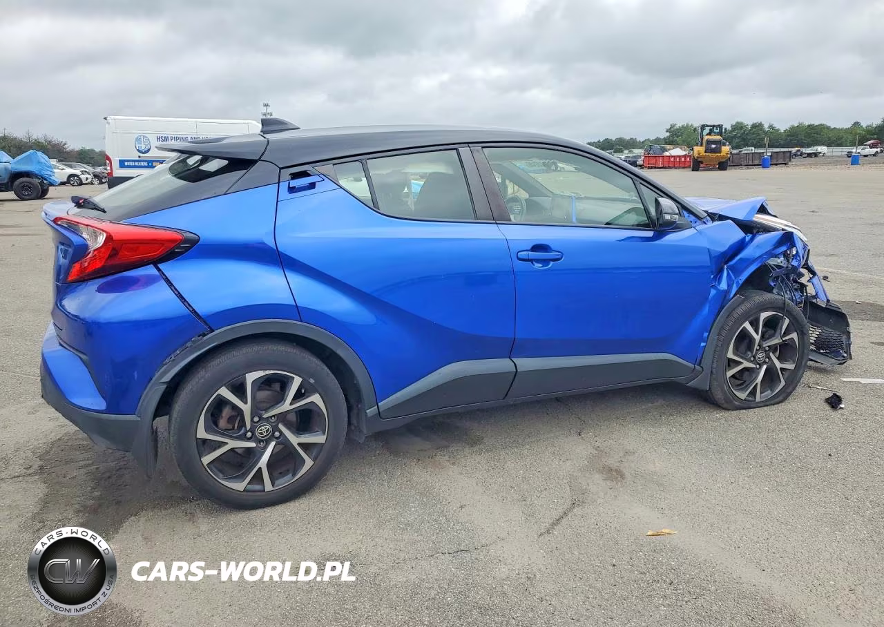2020 Toyota C-Hr Xle VIN:JTNKHMBX7L1090812 - 3