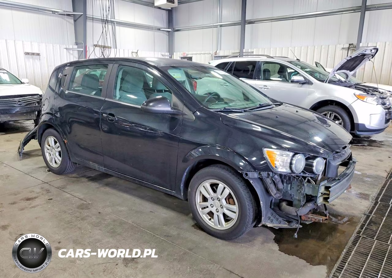 2013 Chevrolet Sonic Lt VIN:1G1JD6SB1D4239686 - 4