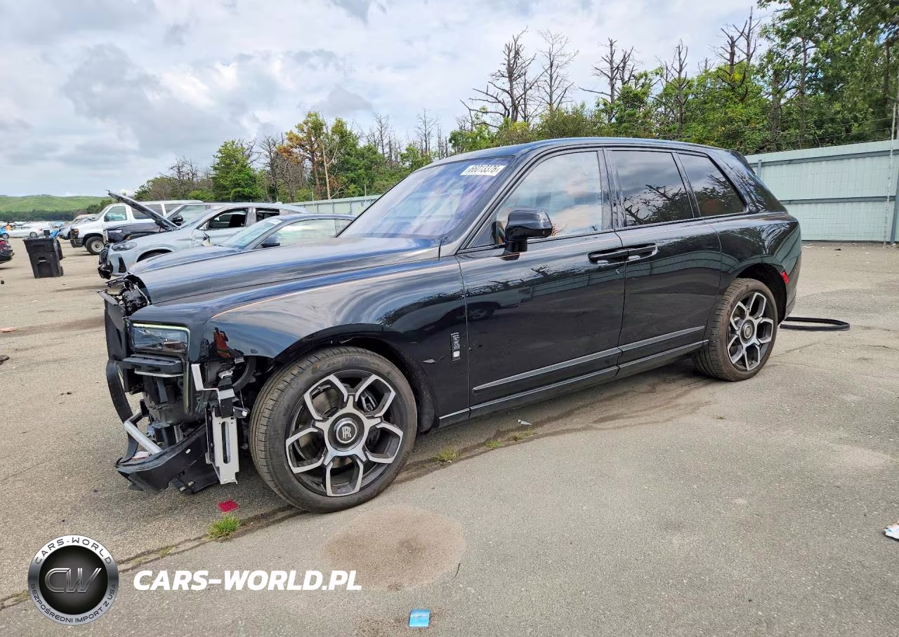 2025 Rolls-Royce Cullinan Black Badge – zdjęcie 1 z 13