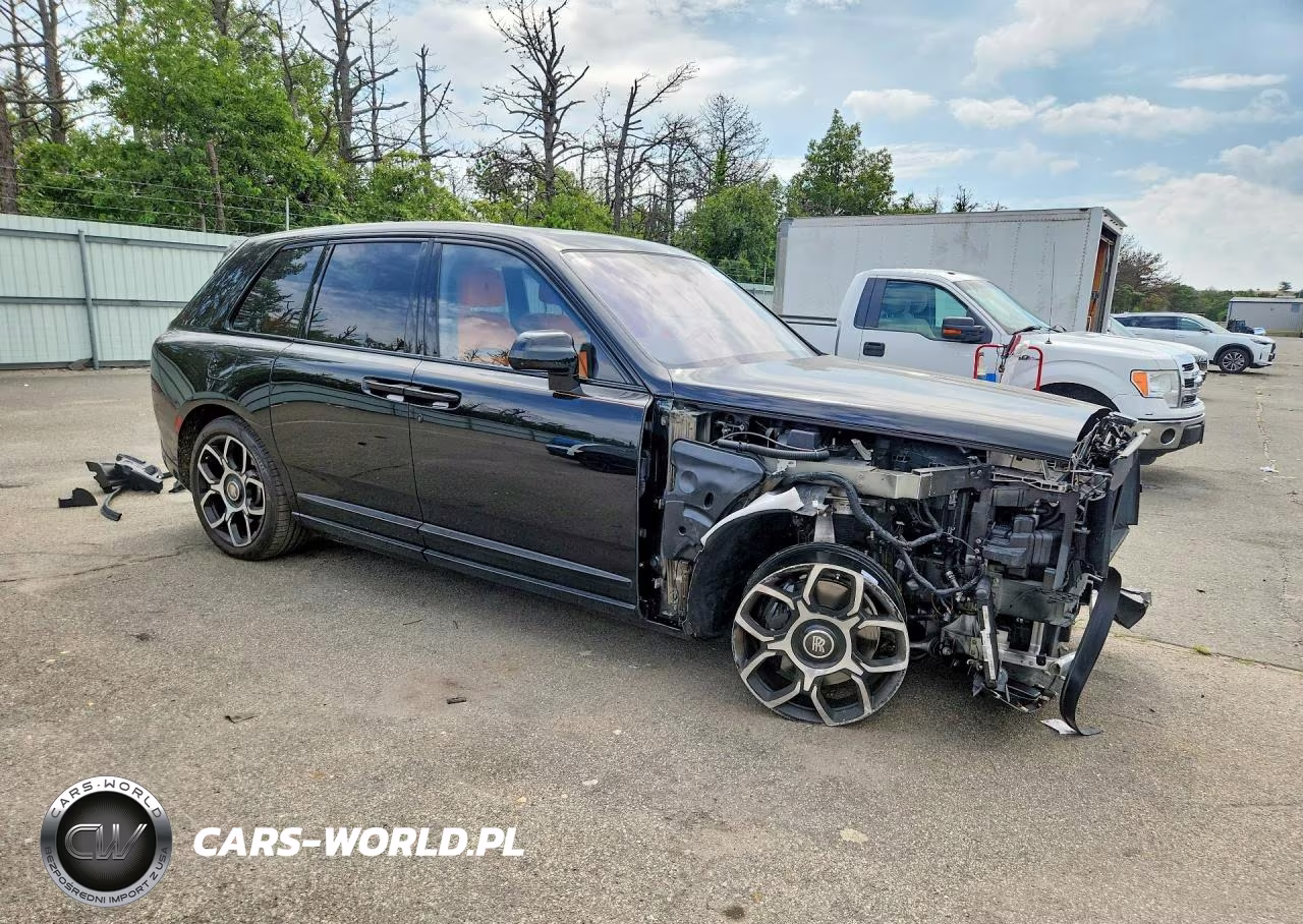 2025 Rolls-Royce Cullinan Black Badge VIN:SLA43HA0XSU228029 - 4
