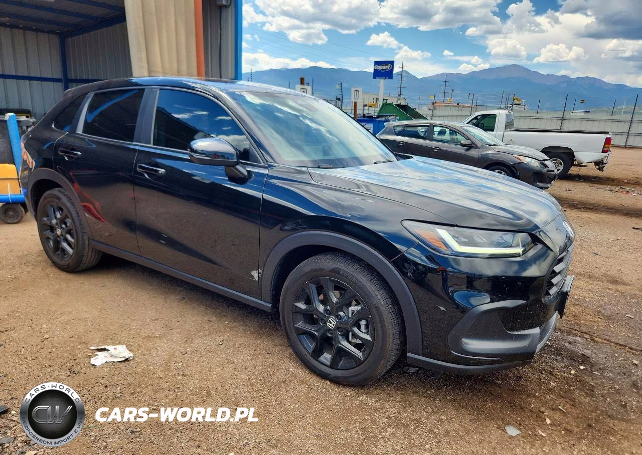 2025 Honda Hr-V Sport VIN:3CZRZ2H5XSM753795 - 4