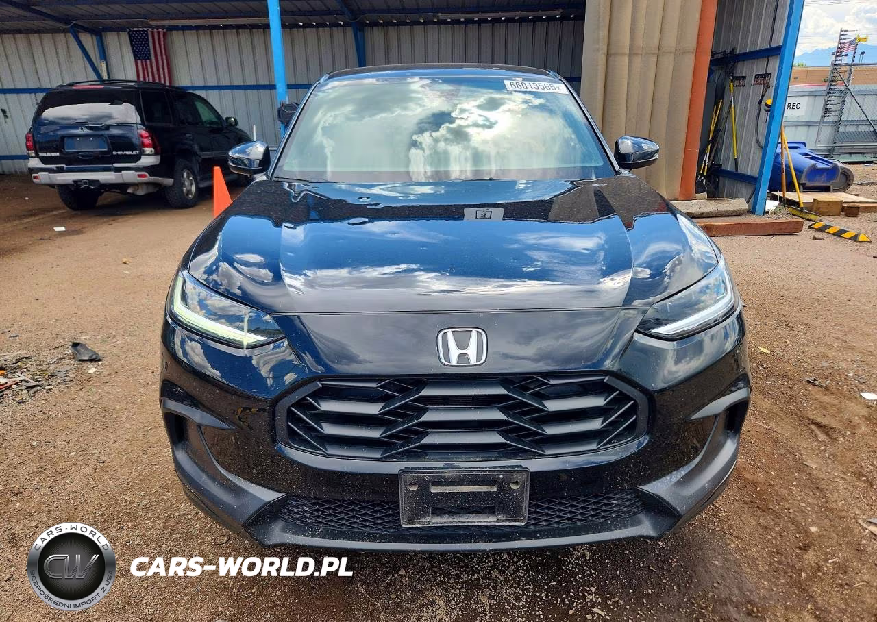 2025 Honda Hr-V Sport VIN:3CZRZ2H5XSM753795 - 5