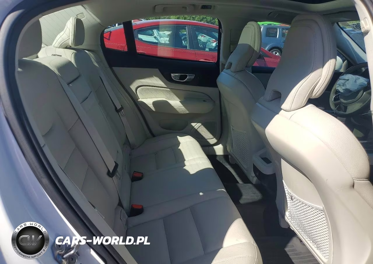 2020 Volvo S60 T6 Momentum VIN:7JRA22TK8LG072410 - 10