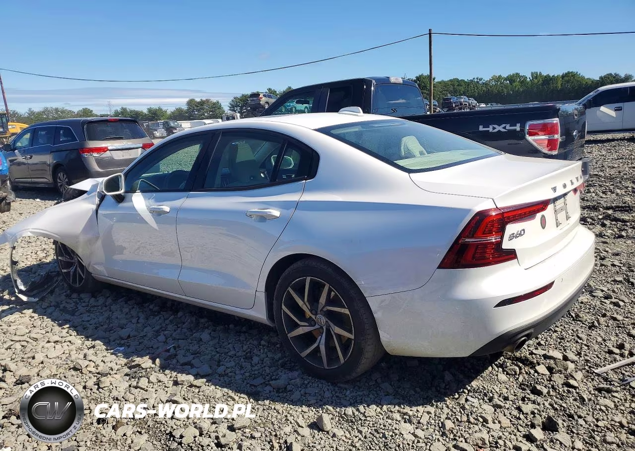 2020 Volvo S60 T6 Momentum VIN:7JRA22TK8LG072410 - 2