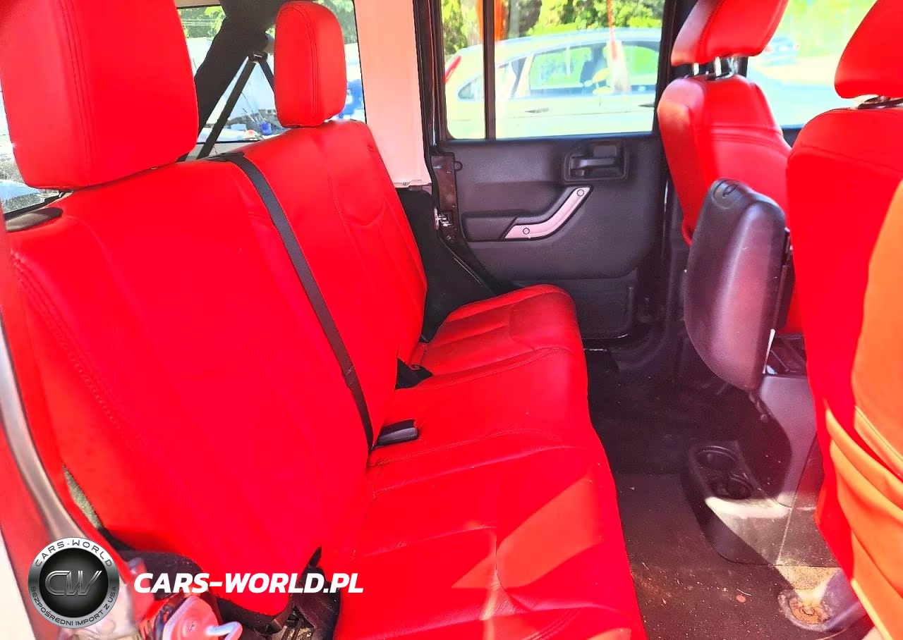 2018 Jeep Wrangler Unlimited Sport VIN:1C4BJWDG2JL907350 - 11
