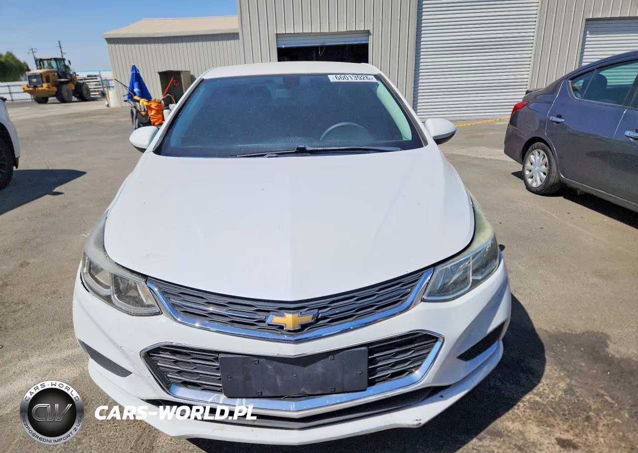 2017 Chevrolet Cruze Ls Auto VIN:1G1BC5SMXH7252069 - 5