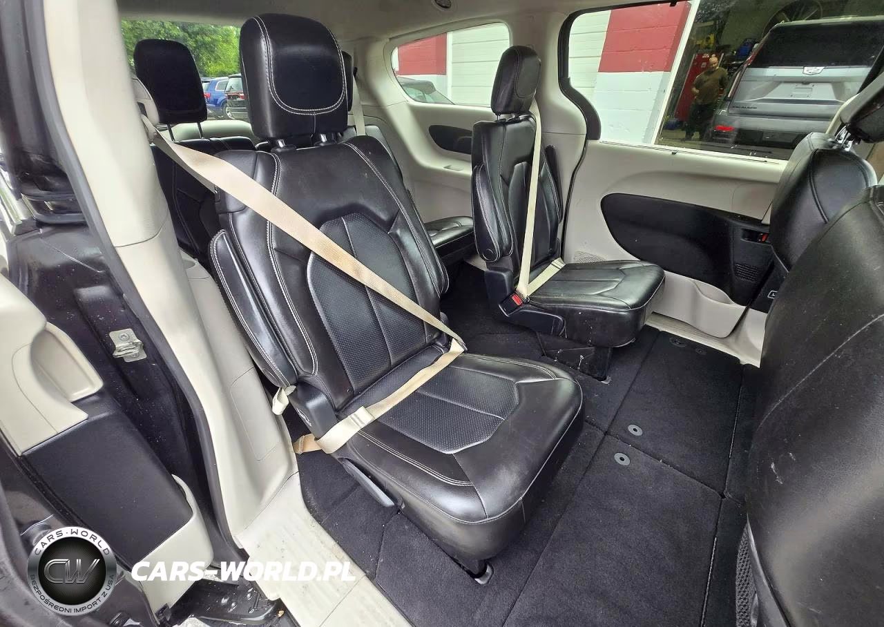 2020 Chrysler Voyager Lxi VIN:2C4RC1DG8LR260426 - 6