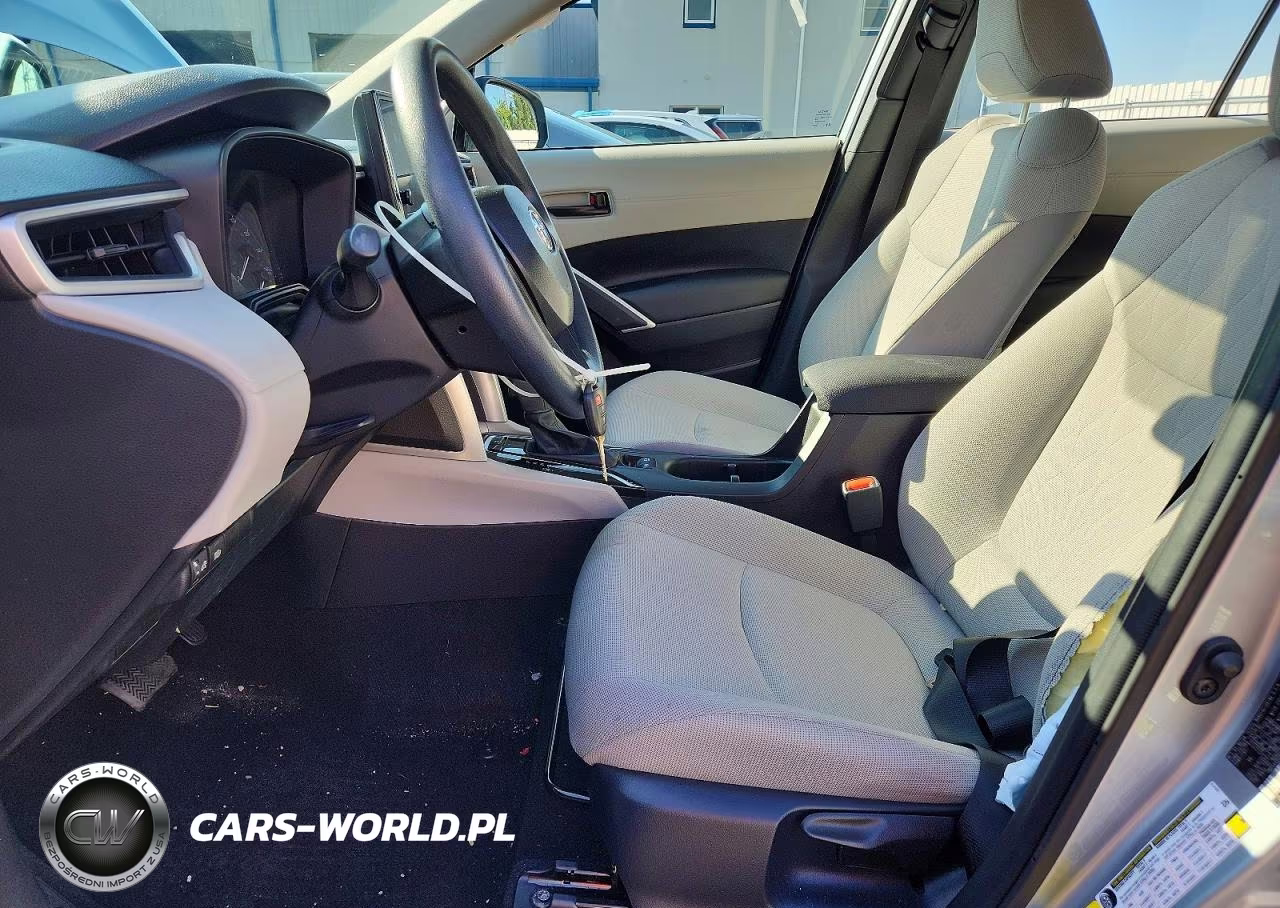 2025 Toyota Corolla Cross L VIN:7MUAAABG9SV121553 - 7