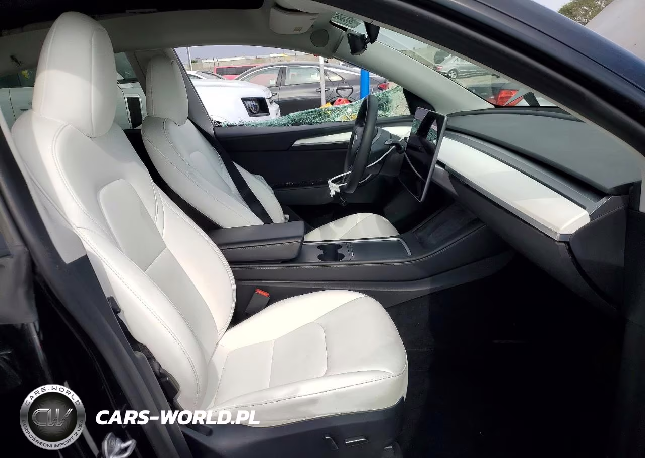 2023 Tesla Model Y VIN:7SAYGDEF0PF757868 - 7