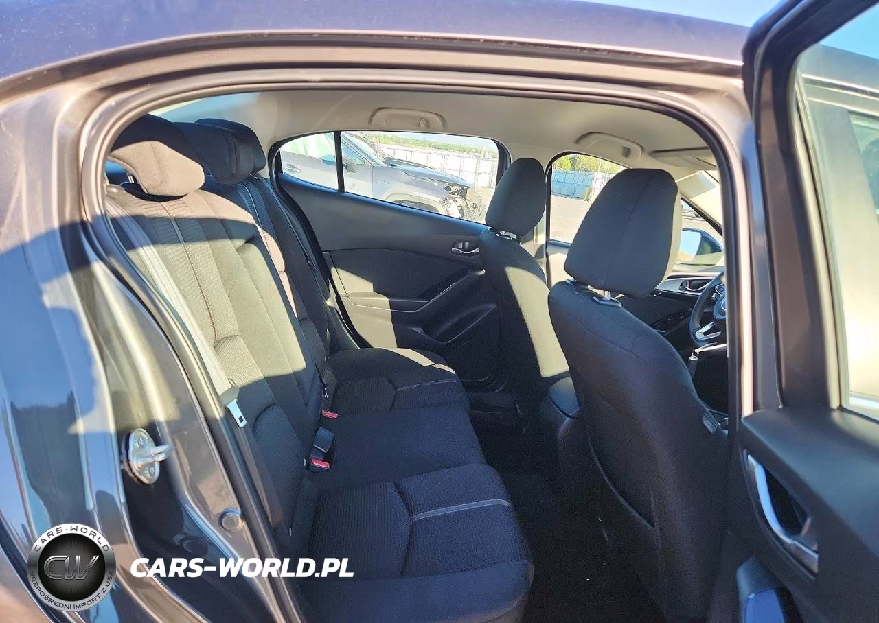 2018 Mazda 3 Sport VIN:3MZBN1U7XJM185242 - 10