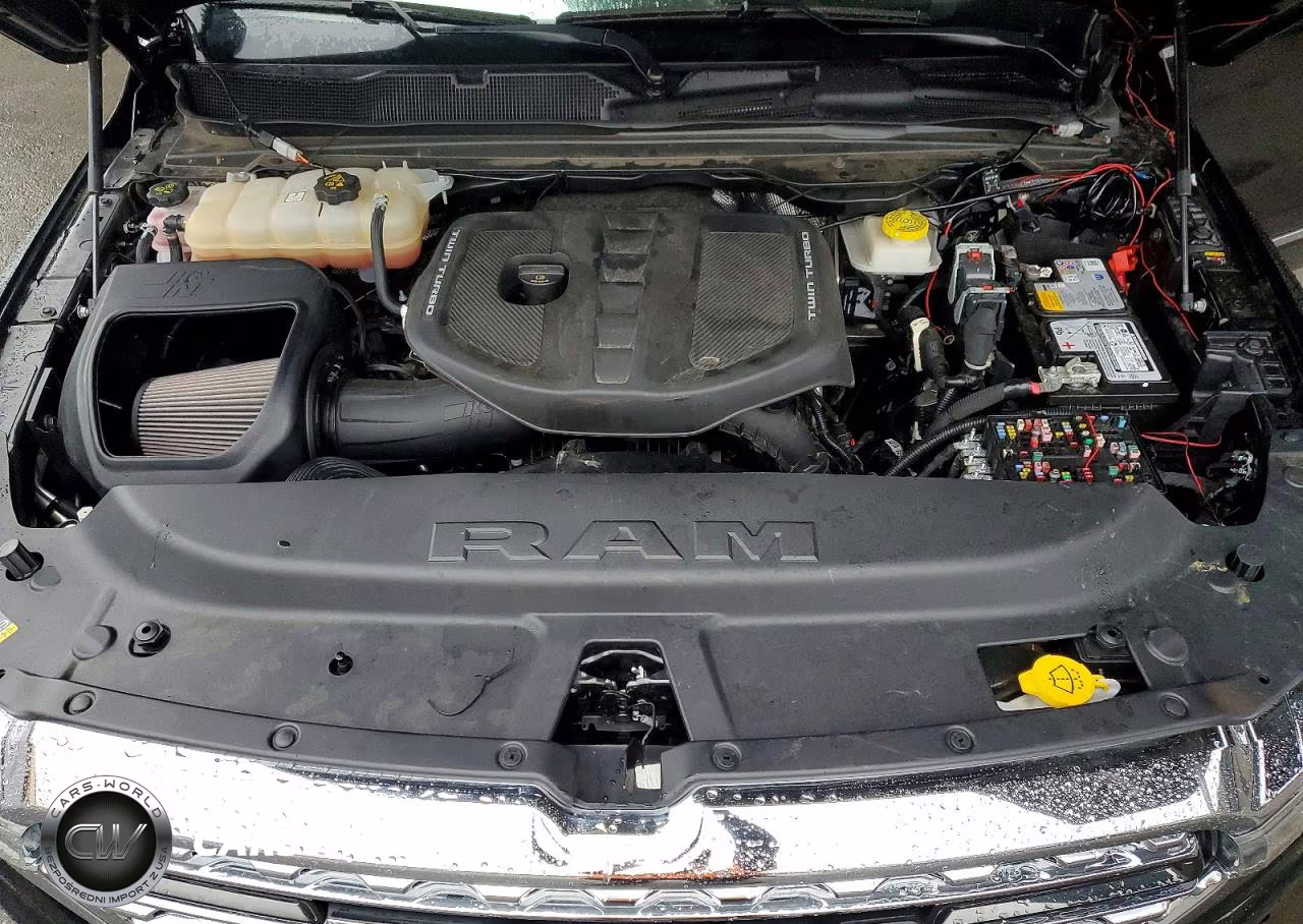 2025 Ram 1500 Limited VIN:1C6SRFHP4SN704220 - 11