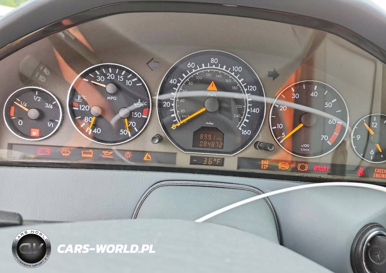 2000 Mercedes-Benz Sl 500 VIN:WDBFA68F8YF194738 - 9
