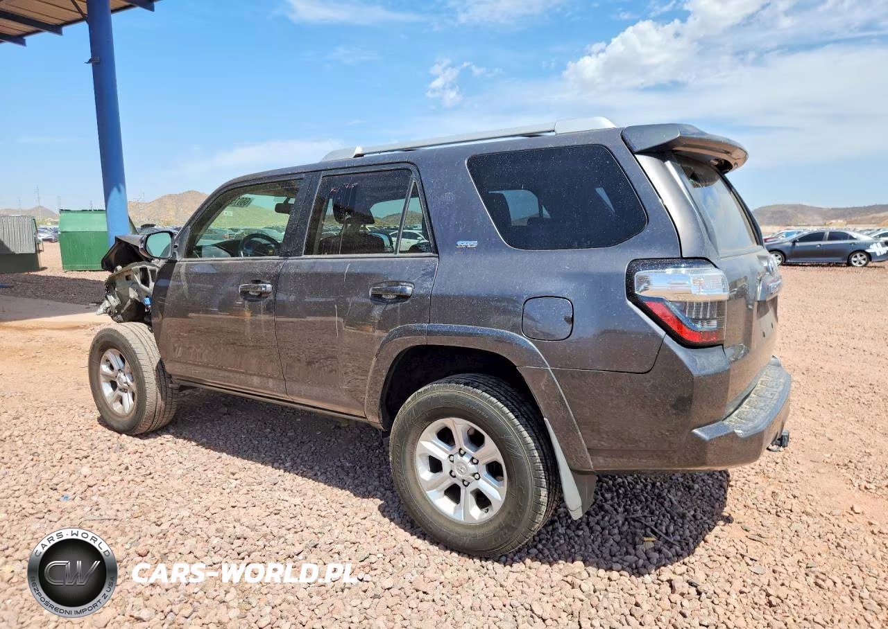 2018 Toyota 4Runner VIN:JTEBU5JR2J5524113 - 2