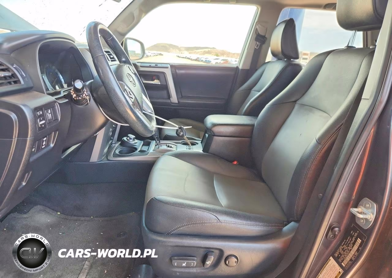 2018 Toyota 4Runner VIN:JTEBU5JR2J5524113 - 7