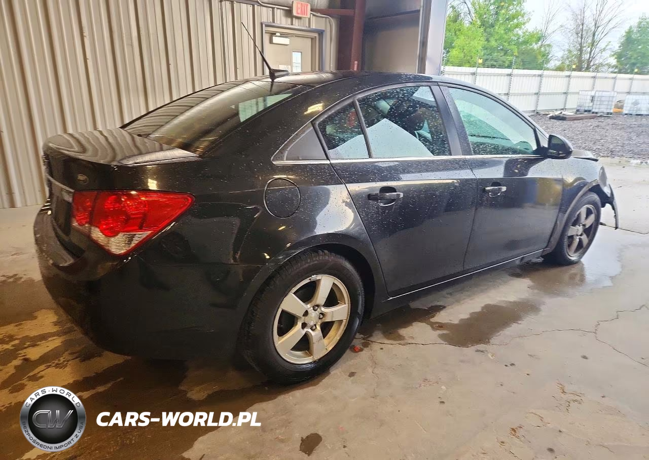 2014 Chevrolet Cruze Lt VIN:1G1PC5SB8E7324872 - 3