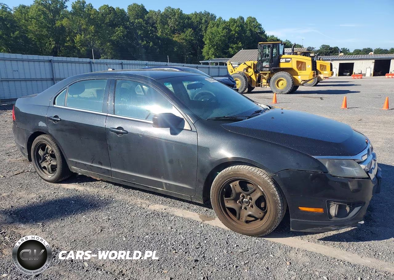 2011 Ford Fusion Se VIN:3FAHP0HA3BR180241 - 4