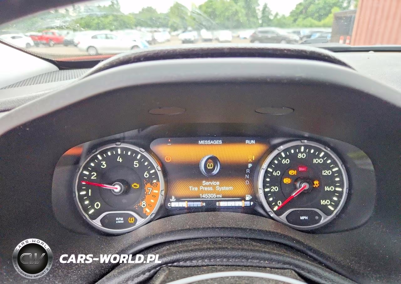 2017 Jeep Renegade Latitude VIN:ZACCJBBB4HPG25690 - 9