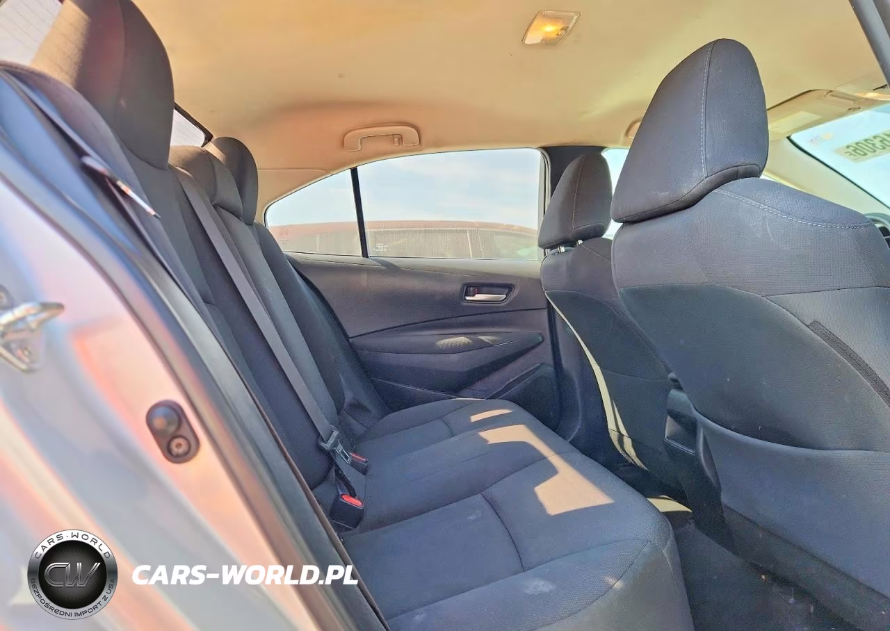 2020 Toyota Corolla Le VIN:5YFEPRAE4LP118272 - 10