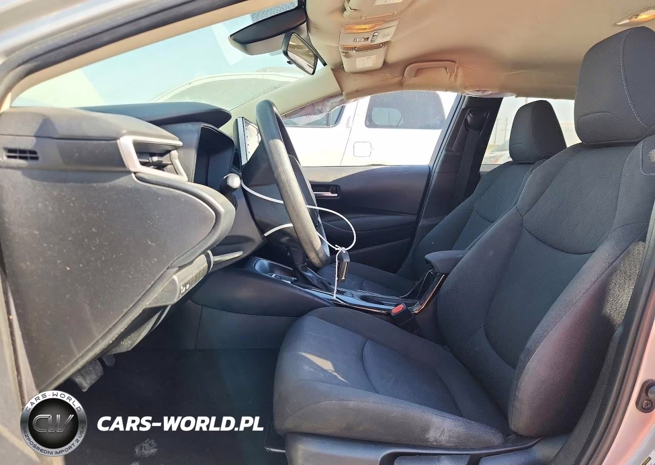 2020 Toyota Corolla Le VIN:5YFEPRAE4LP118272 - 7
