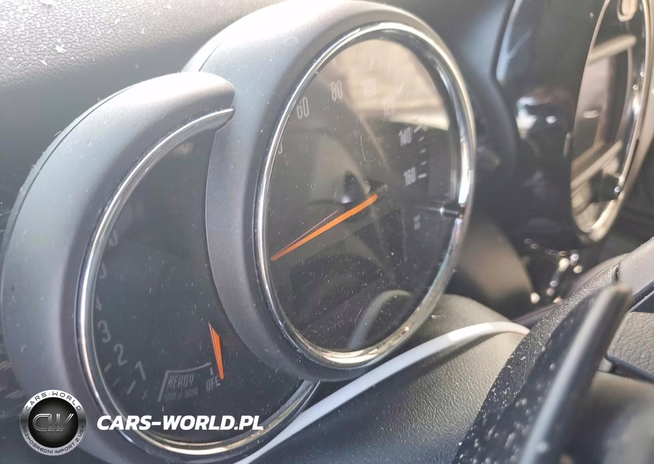 2020 Mini Cooper S VIN:WMWXR5C03L2L91910 - 9