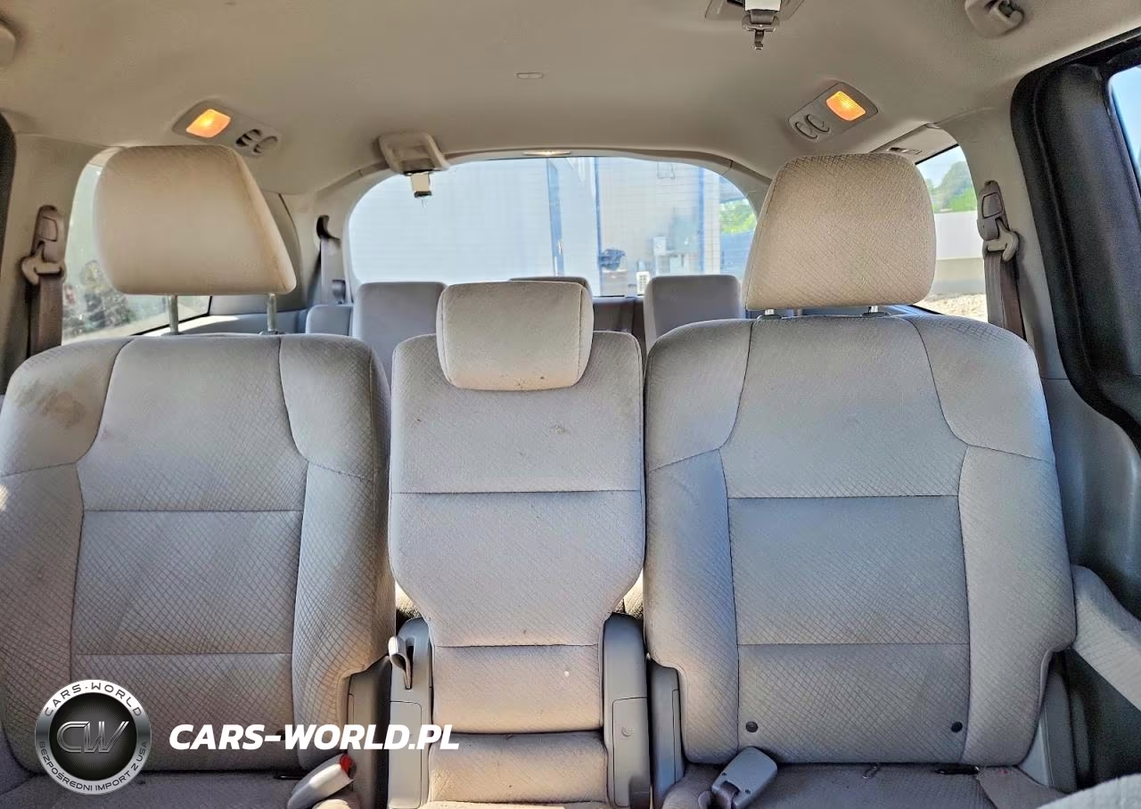2017 Honda Odyssey Se VIN:5FNRL5H35HB020879 - 10