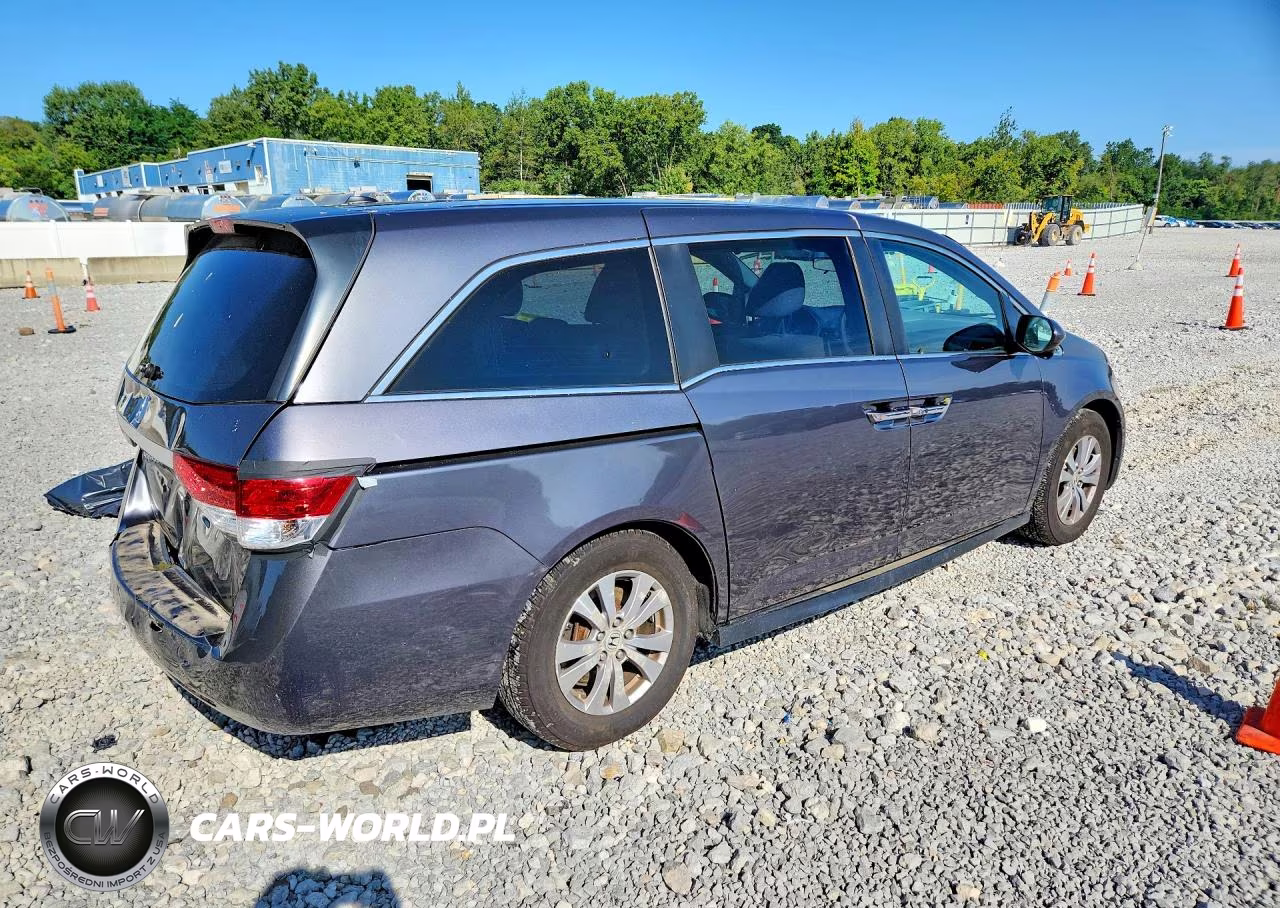 2017 Honda Odyssey Se VIN:5FNRL5H35HB020879 - 3