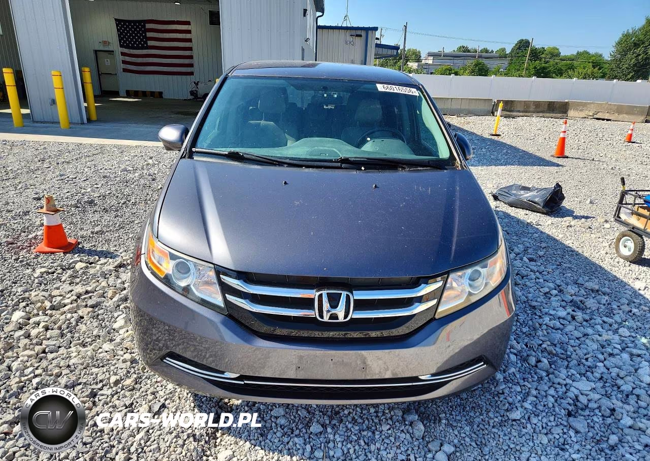 2017 Honda Odyssey Se VIN:5FNRL5H35HB020879 - 5
