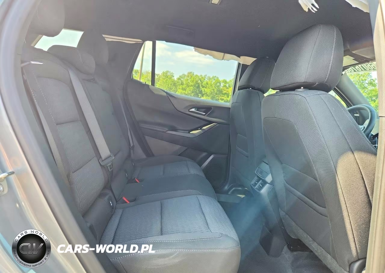 2026 Chevrolet Equinox Lt VIN:3GNAXPEG8TL517592 - 11