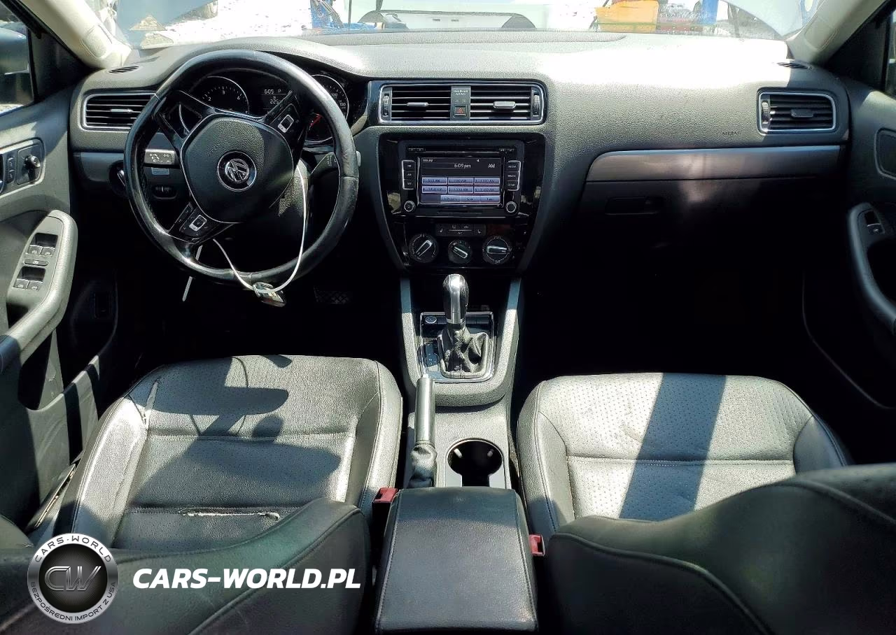 2015 Volkswagen Jetta Tdi VIN:3VWLA7AJ4FM306079 - 8
