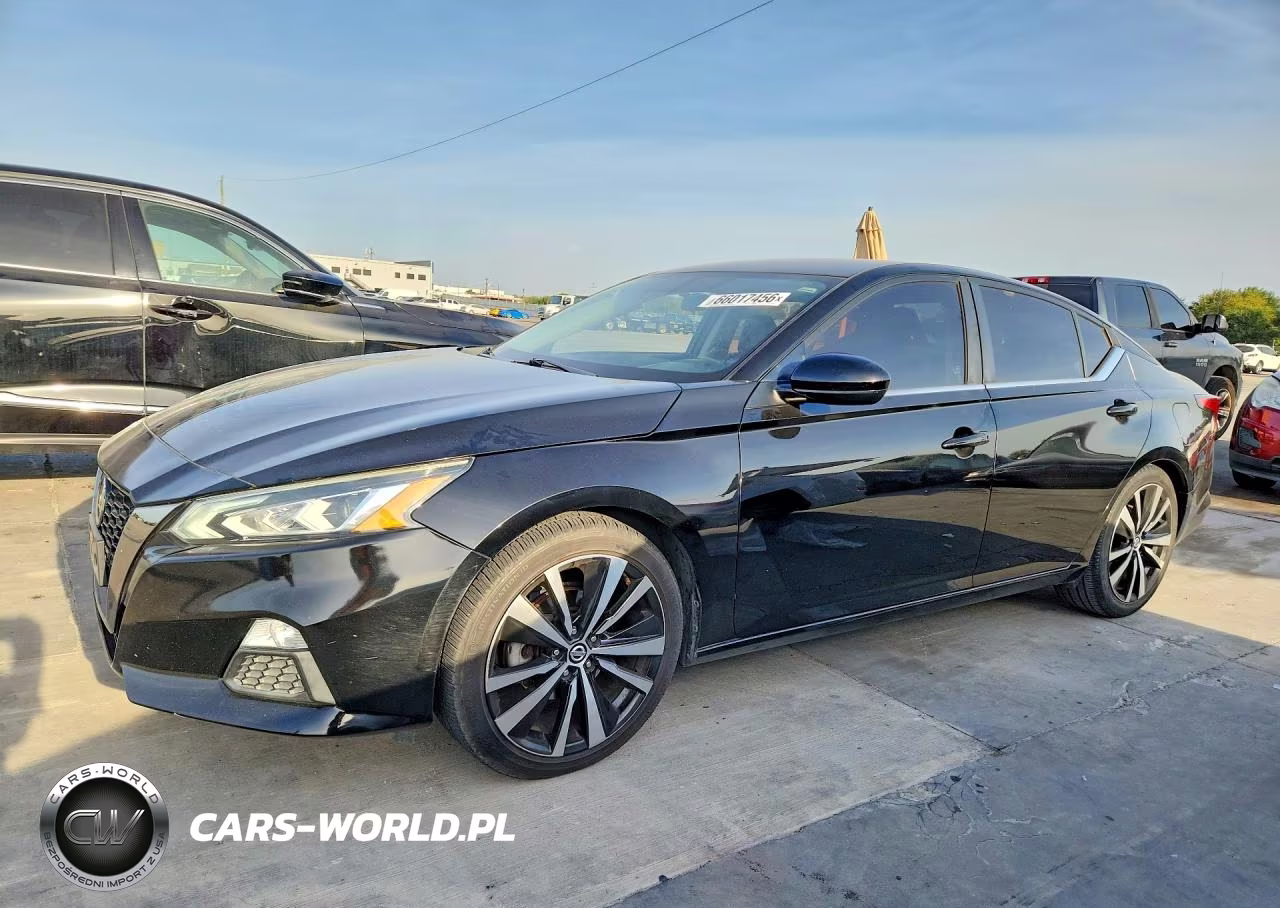 2019 Nissan Altima Sr – zdjęcie 1 z 12