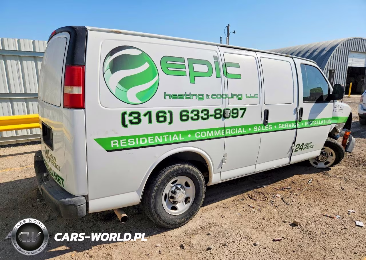 2011 Chevrolet Express 2500 Delivery Van VIN:1GCWGFBA1B1105416 - 3
