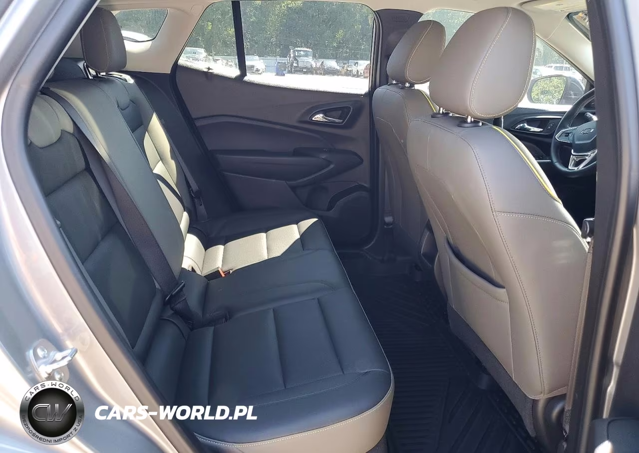 2025 Chevrolet Trax Activ VIN:KL77LKEP7SC102935 - 11