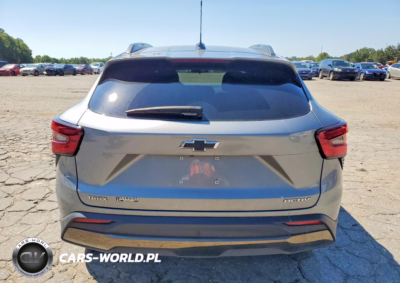 2025 Chevrolet Trax Activ VIN:KL77LKEP7SC102935 - 6