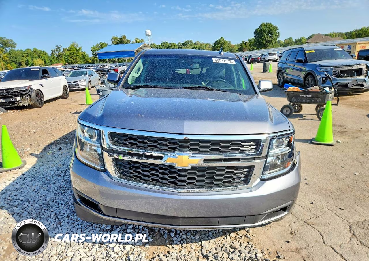 2019 Chevrolet Tahoe C1500 Lt VIN:1GNSCBKC7KR403885 - 5
