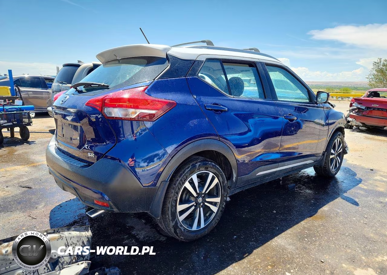 2018 Nissan Kicks Sr VIN:3N1CP5CU9JL541429 - 3