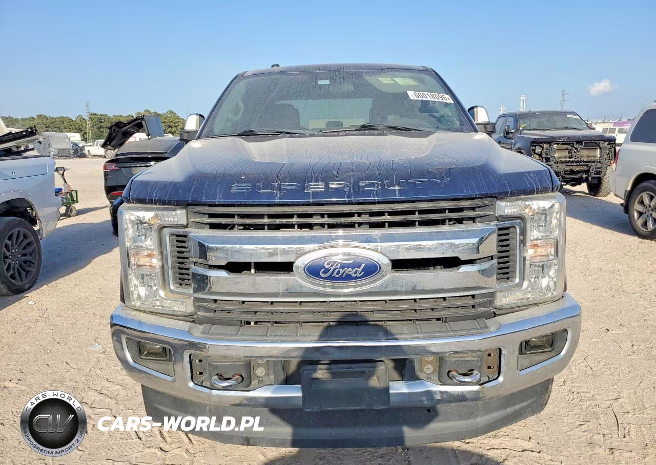 2018 Ford F250 Super Duty VIN:1FT7W2B6XJED04855 - 5