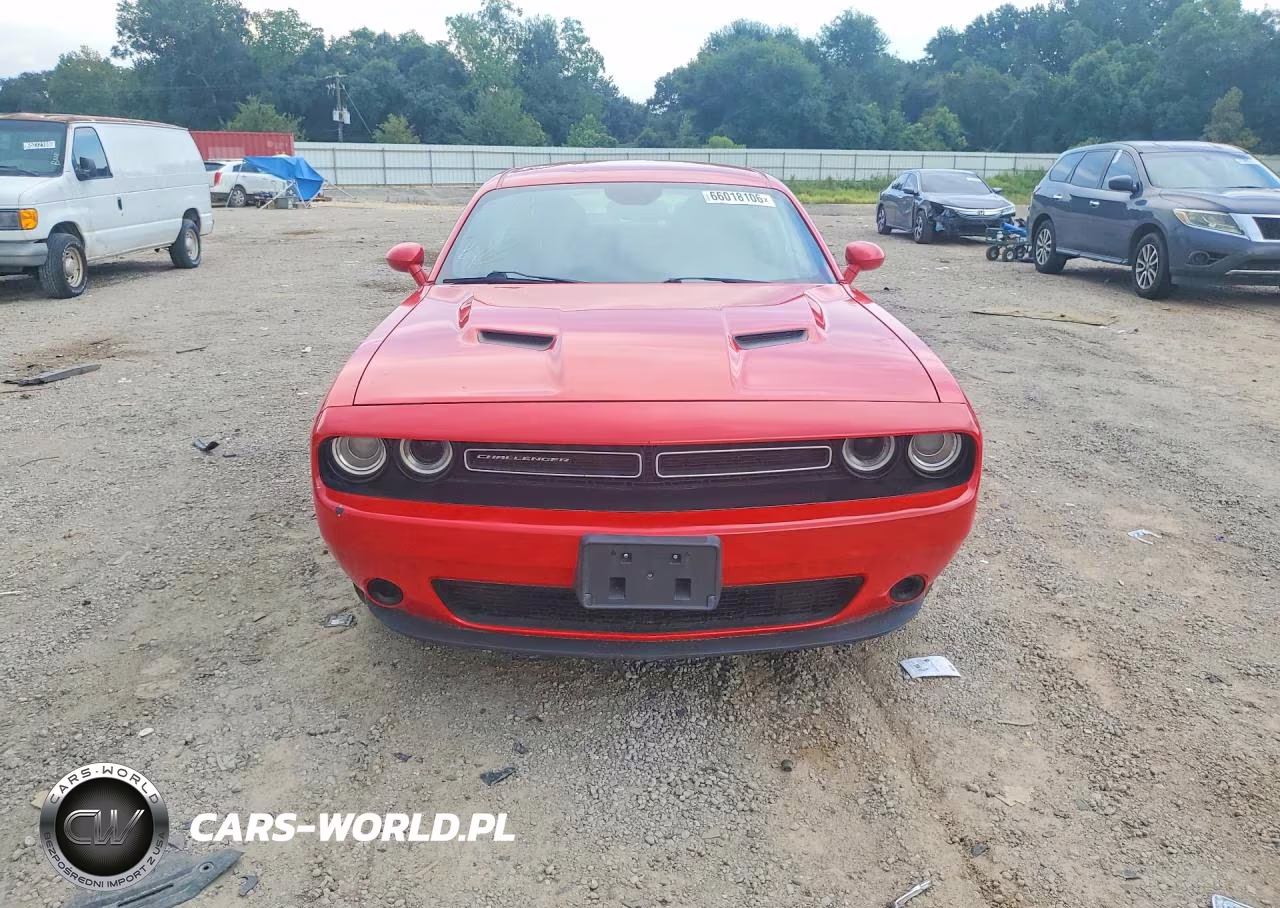 2019 Dodge Challenger Sxt VIN:2C3CDZAGXKH701665 - 5