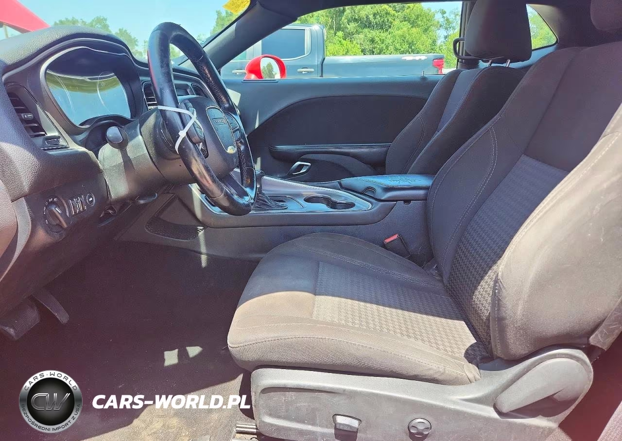 2019 Dodge Challenger Sxt VIN:2C3CDZAGXKH701665 - 7