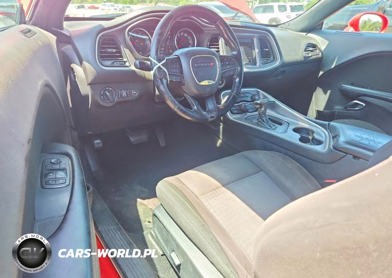 2019 Dodge Challenger Sxt VIN:2C3CDZAGXKH701665 - 8