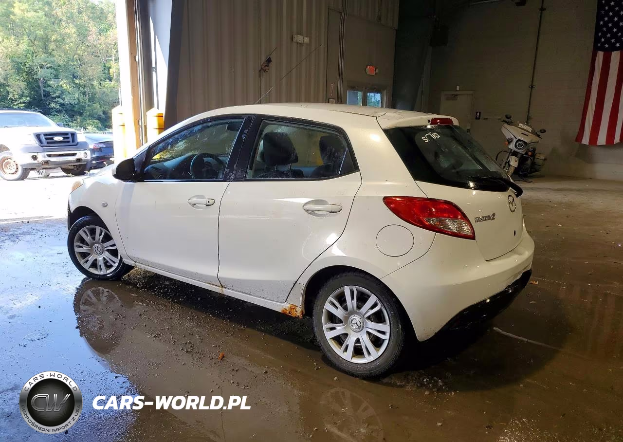 2011 Mazda Mazda2 VIN:JM1DE1HZ2B0130165 - 2