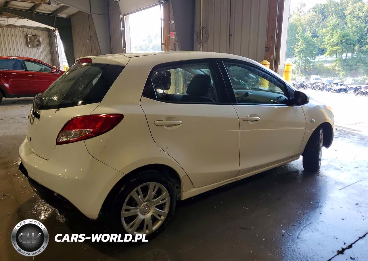 2011 Mazda Mazda2 VIN:JM1DE1HZ2B0130165 - 3