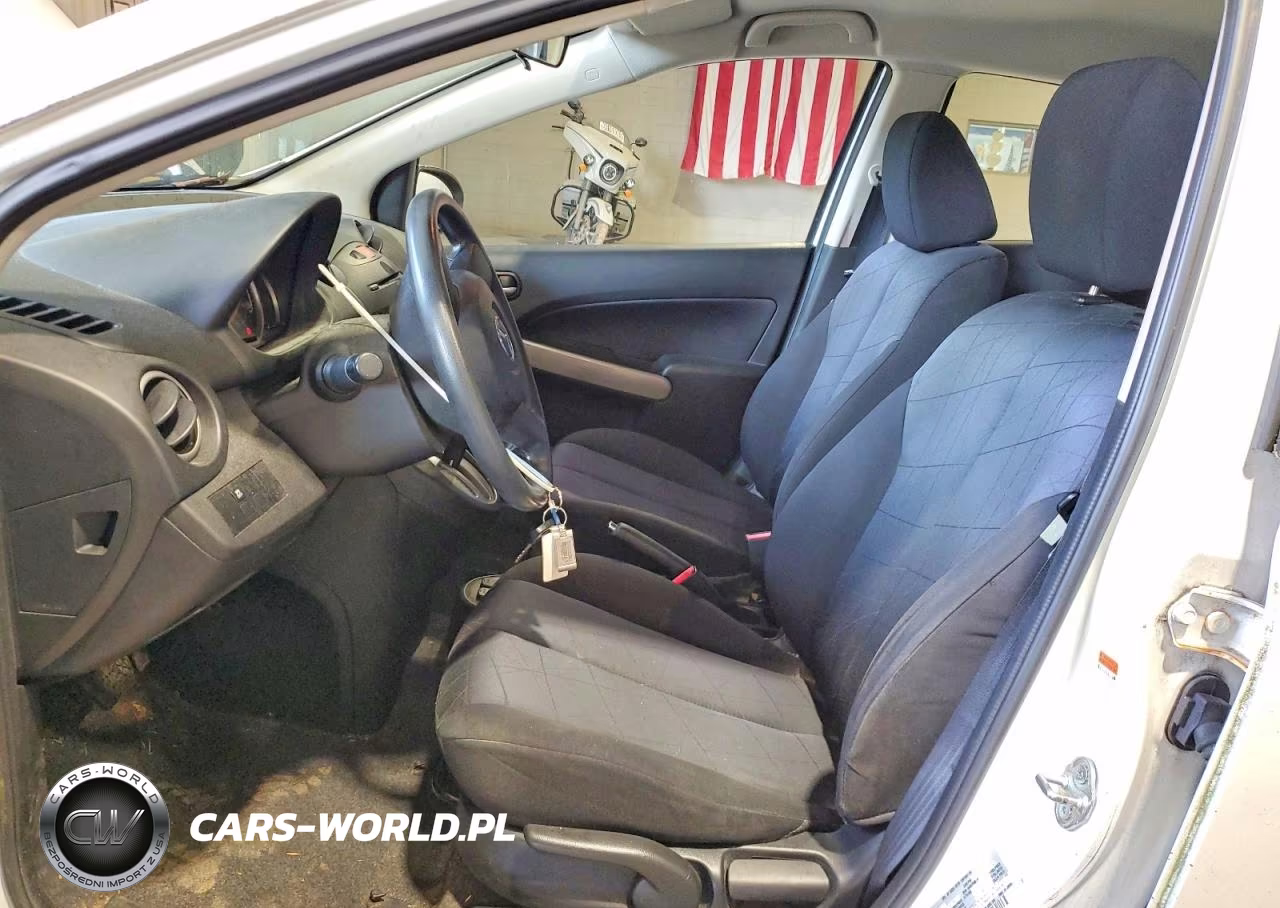 2011 Mazda Mazda2 VIN:JM1DE1HZ2B0130165 - 7