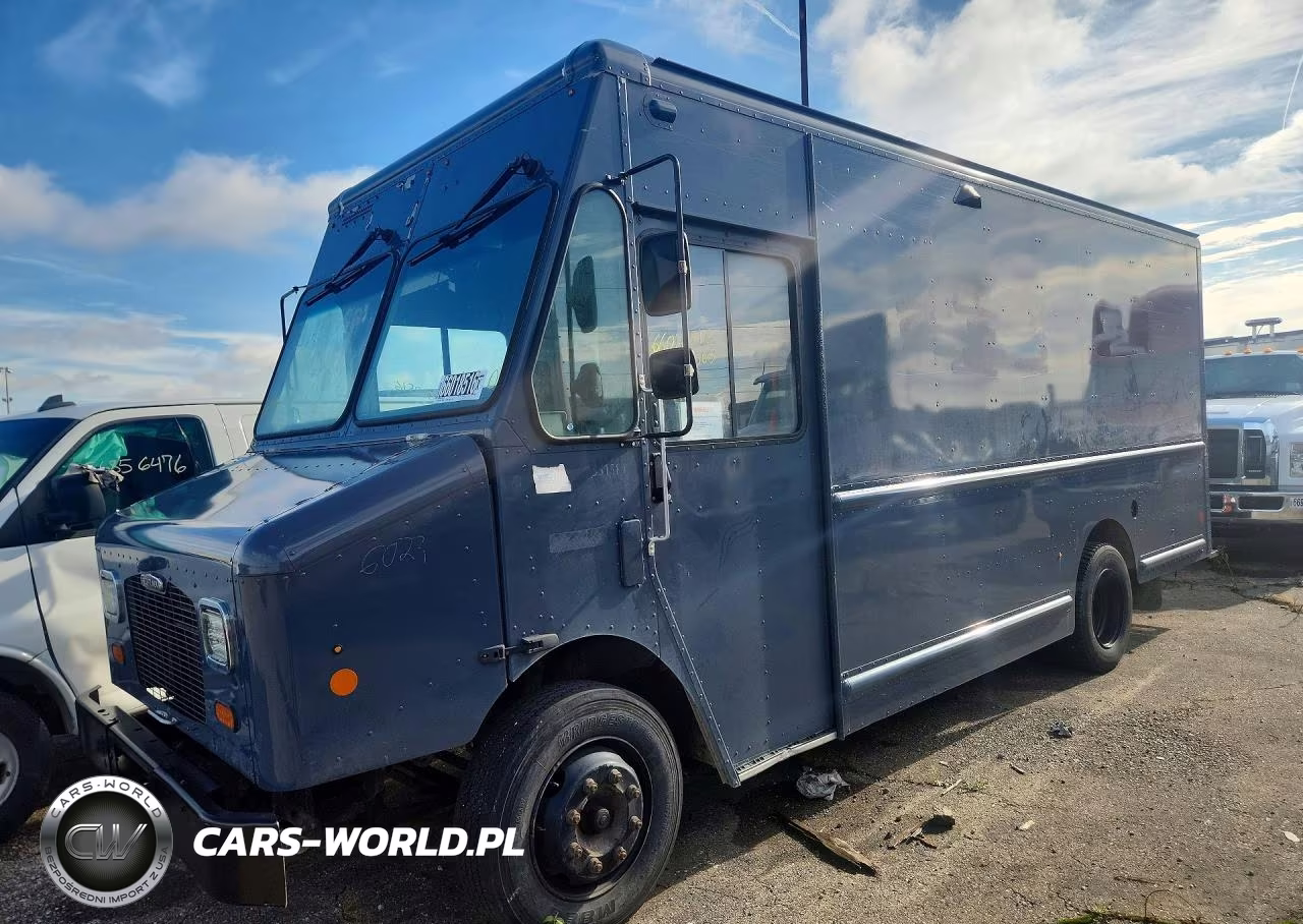 2020 Freightliner Mt45G Chassis Delivery Truck
