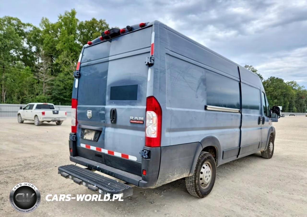 2021 Ram 1500 Classic Crew Cab Delivery Van VIN:3C6MRVJG7ME587446 - 3