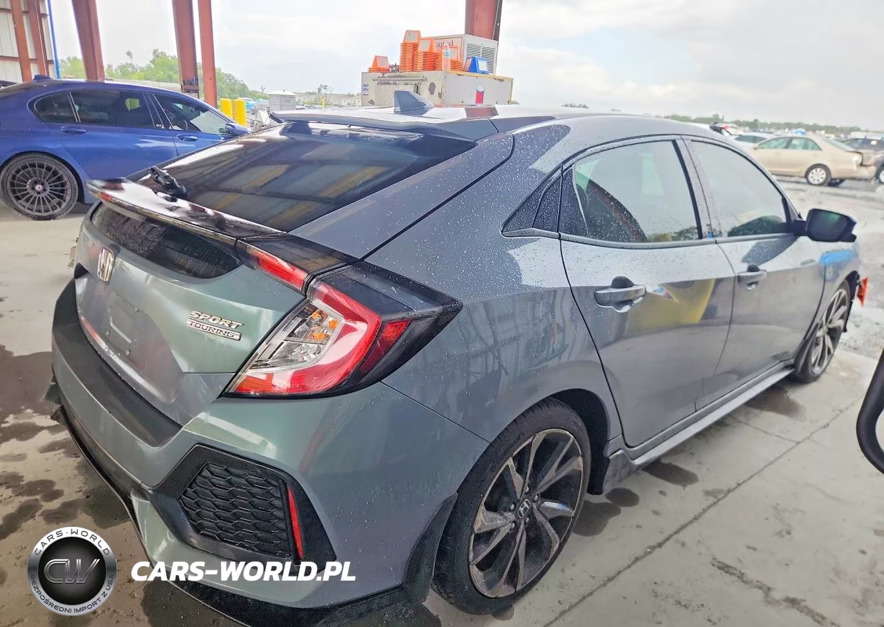 2019 Honda Civic Sport Touring VIN:SHHFK7H97KU224319 - 3