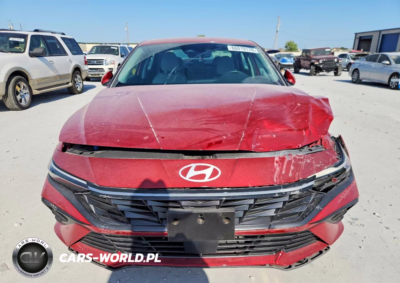 2025 Hyundai Elantra Limited VIN:KMHLP4DG1SU029750 - 5